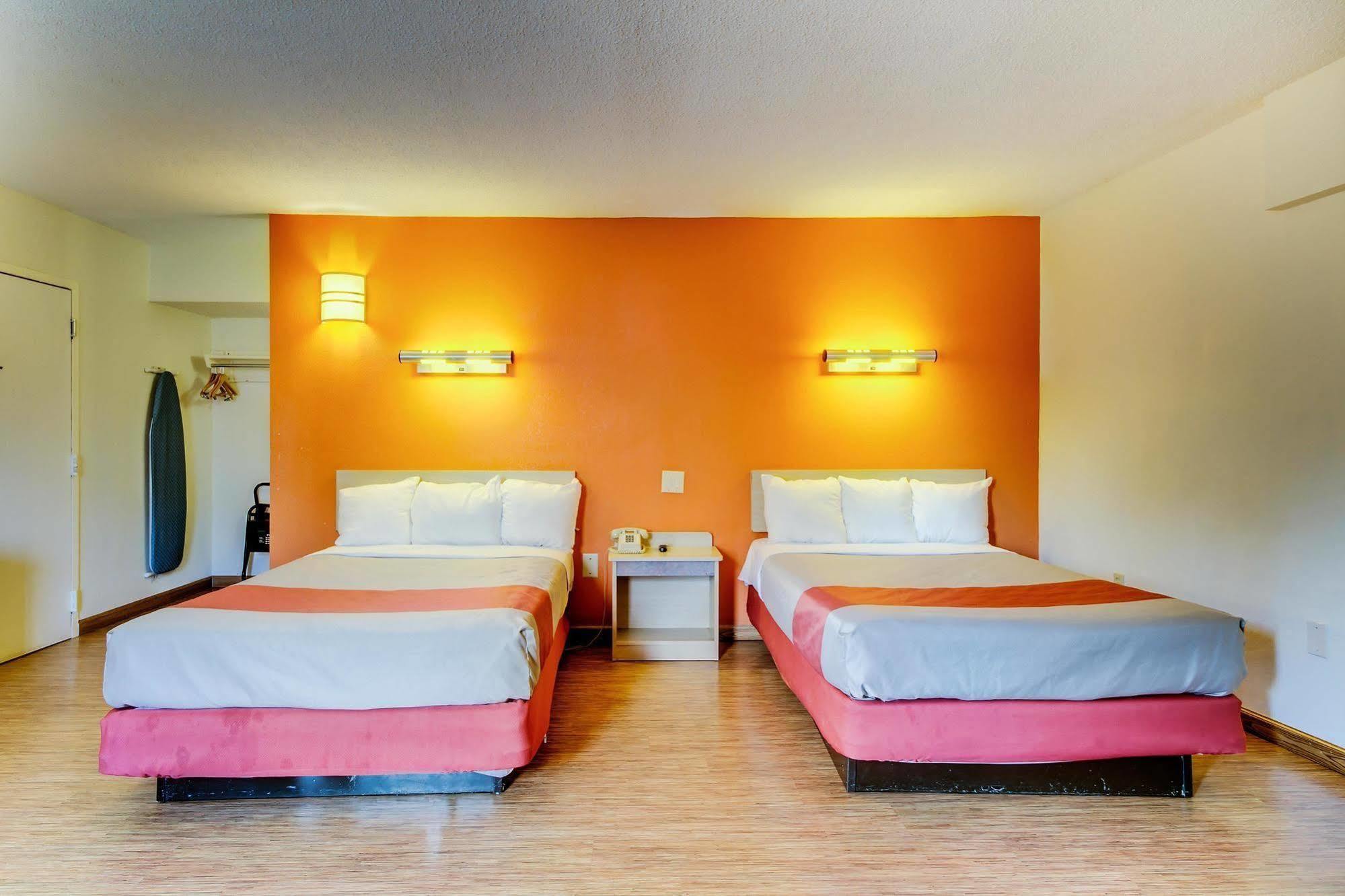Motel 6-Washington, Dc Екстериор снимка