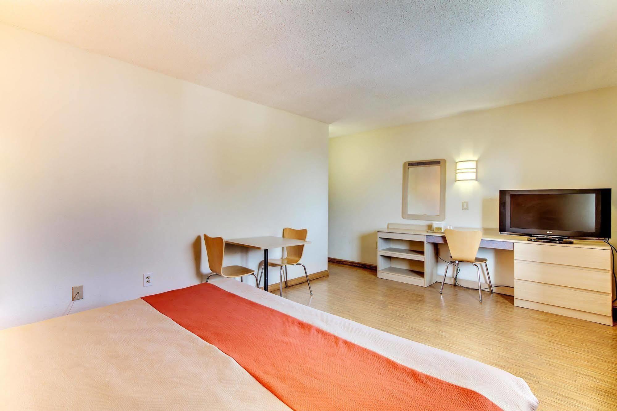 Motel 6-Washington, Dc Екстериор снимка